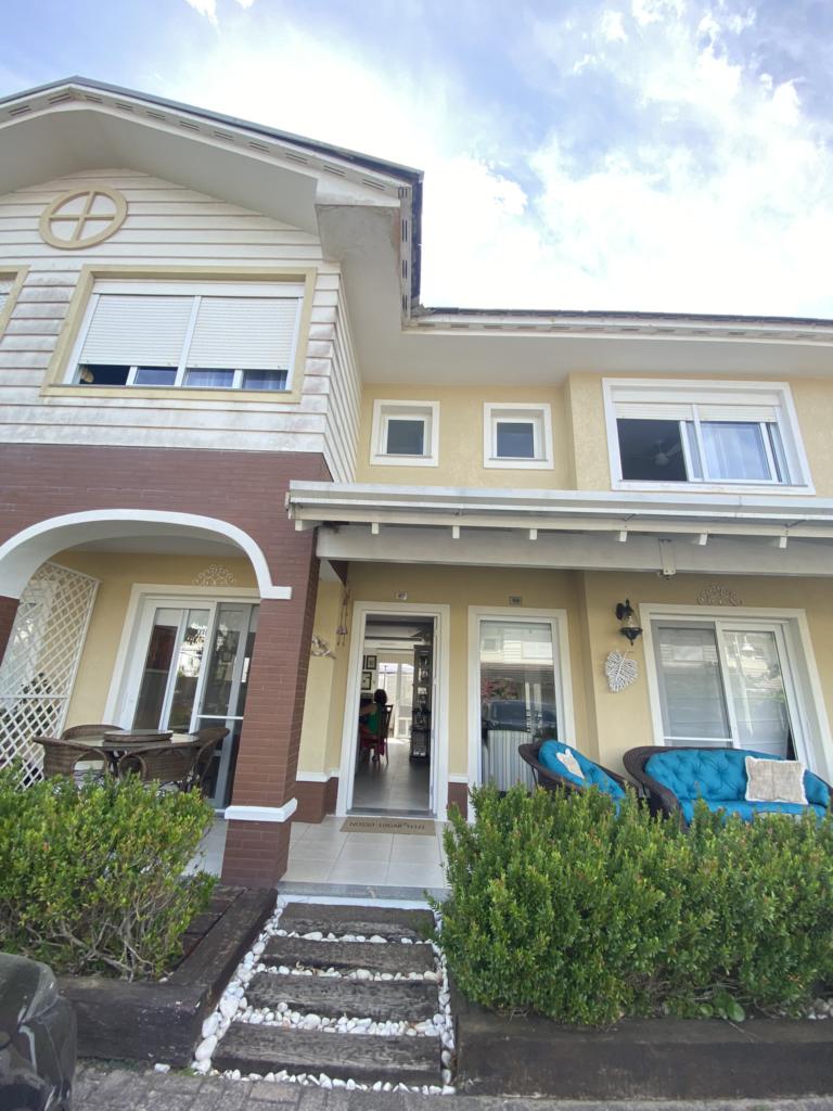 Casa 5 Dormitórios