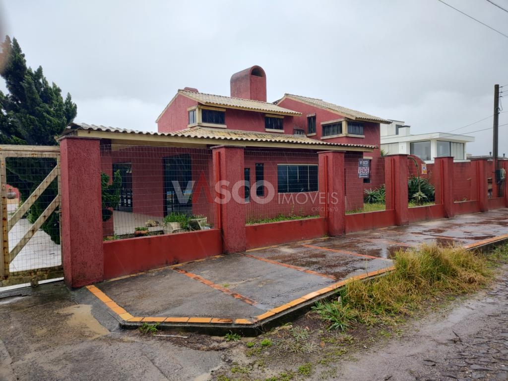 Casa 6 Dormitórios
